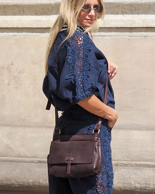 Torebka skórzana listonoszka damska messenger bag - MARCO MAZZINI ciemny brąz